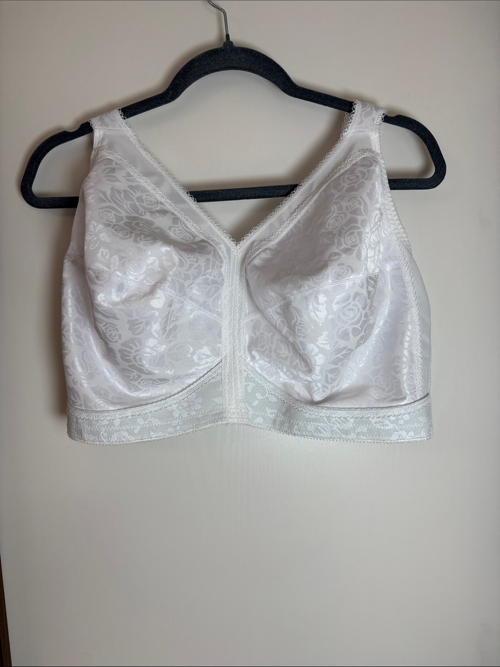 Playtex 18 Hour Original Comfort Strap Wirefree Bra Style 4693 44G White